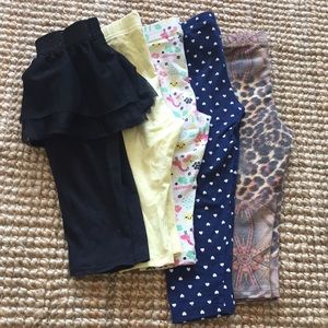Bundle of toddler leggings